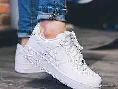 💥¡IMPERDIBLE! 2 Nike Air Force One por SOLO 210.000💥