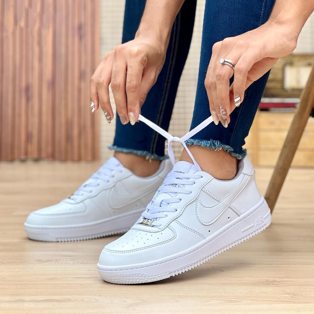 💥¡IMPERDIBLE! 2 Nike Air Force One por SOLO 210.000💥
