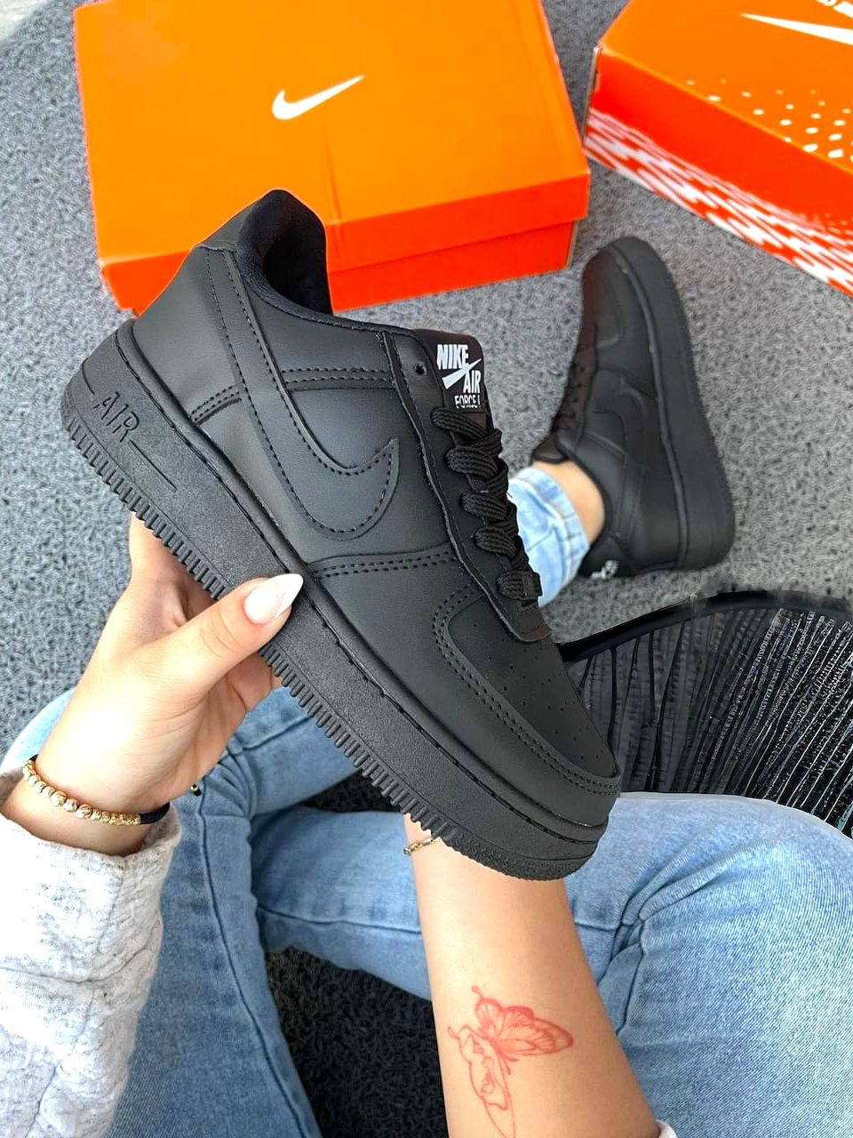 💥¡IMPERDIBLE! 2 Nike Air Force One por SOLO 210.000💥
